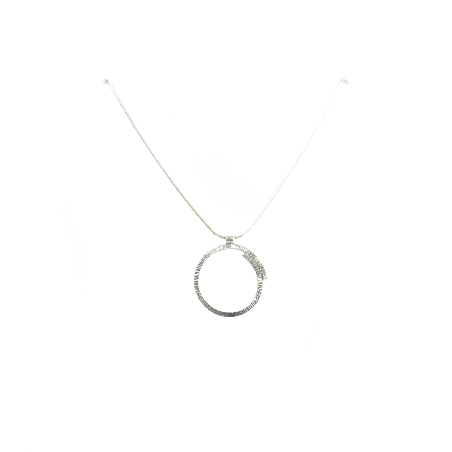 Overlap Circle Pendant